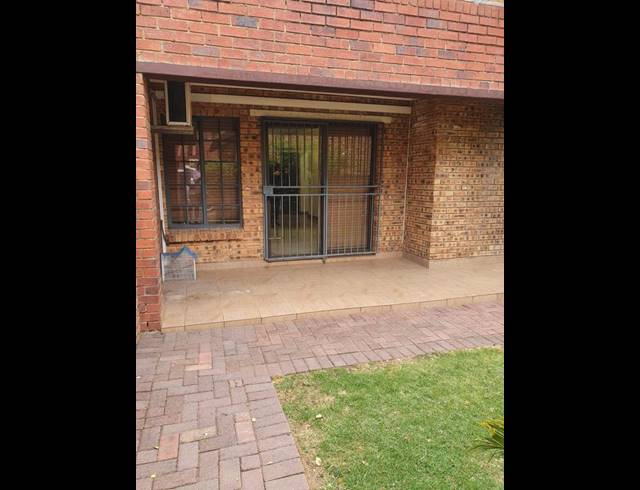 2 BEDROOM TOWNHOUSE FOR SALE IN THREE RIVERS
